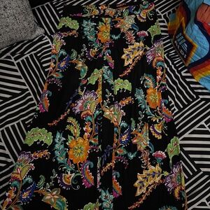 Wide leg print paint